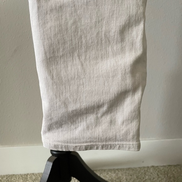 Brand new 100% authentic Burberry jeans - Picture 8 of 10